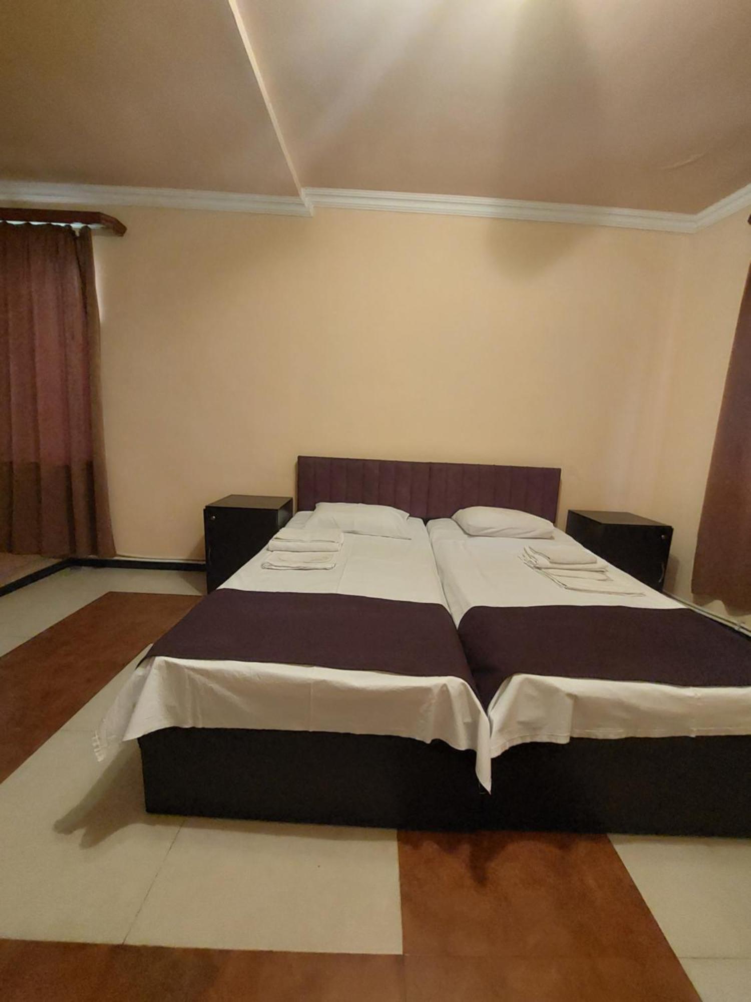 Rp Hotel- Hostel Jerevan Eksteriør bilde